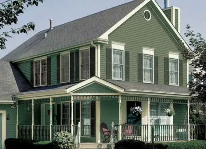 Green paints Franca Services